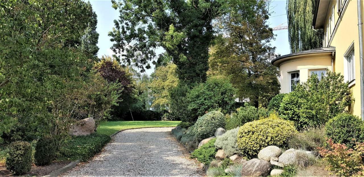 Villa Romahn Schkeuditz Exterior photo